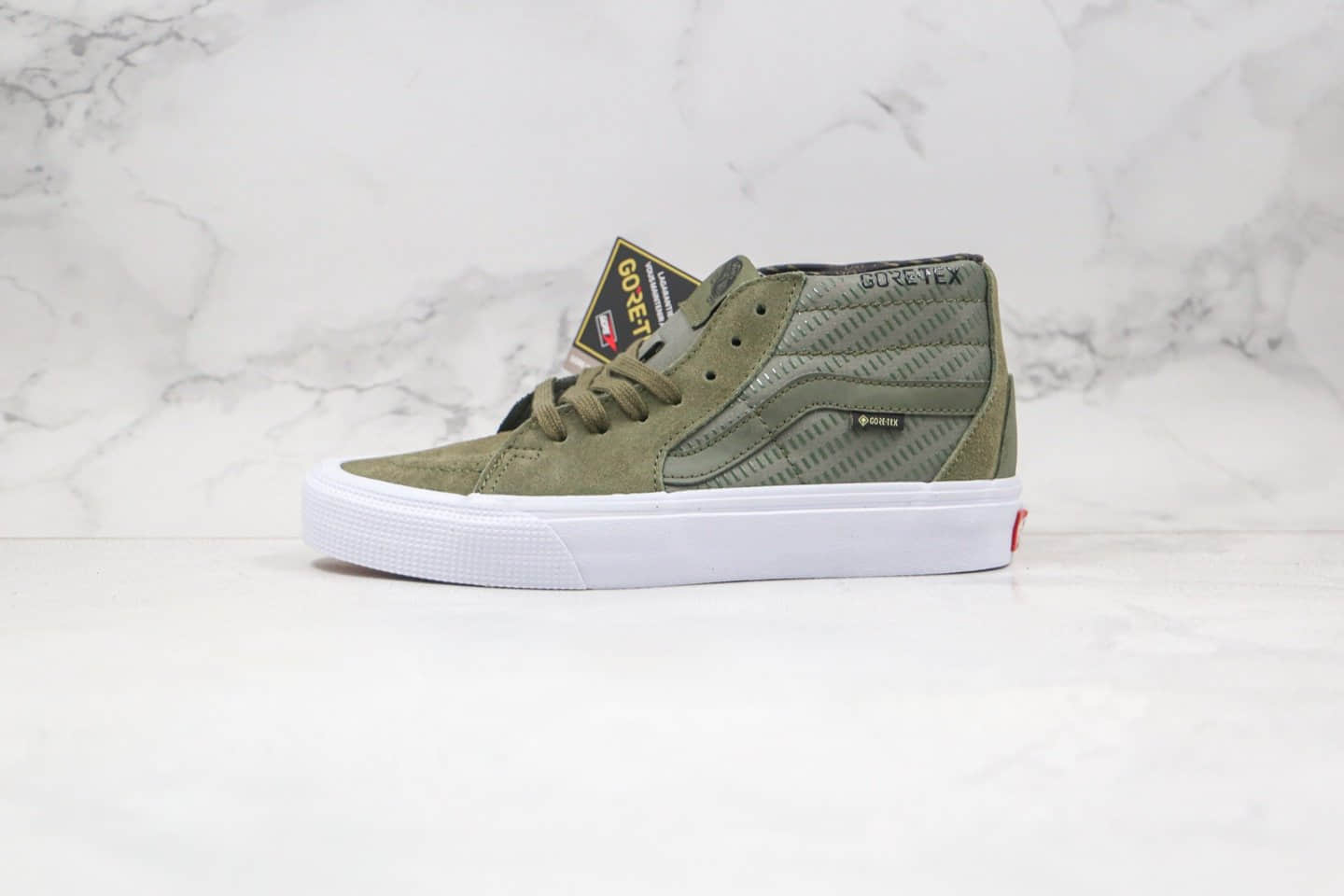万斯Vans Sk8-Mid GORE-TEX公司级版本中帮机能板鞋军绿色原鞋开模 货号:VN044VJE24U