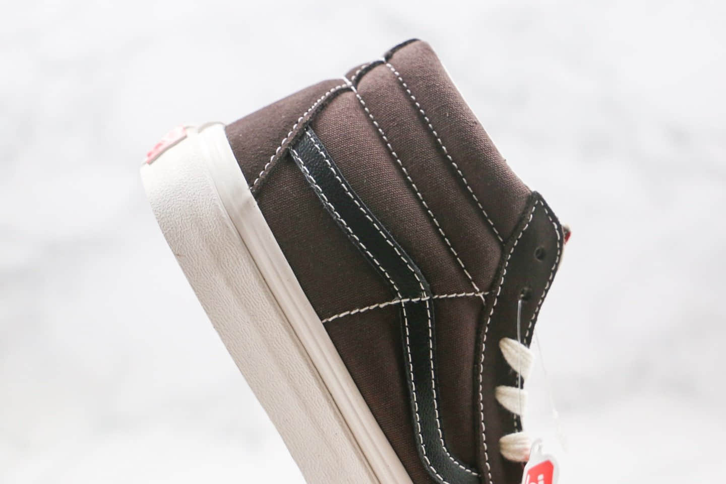 万斯Vans Sk8-Mid公司级版本中帮帆布麂皮拼接板鞋咖啡棕原厂硫化大底 货号：VN0A3Z敏感内容UN8