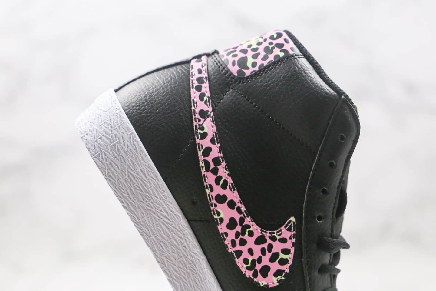 耐克Nike Blazer Mid GS纯原版本中帮开拓者板鞋黑粉豹纹真硫化大底 货号:DA4674-001