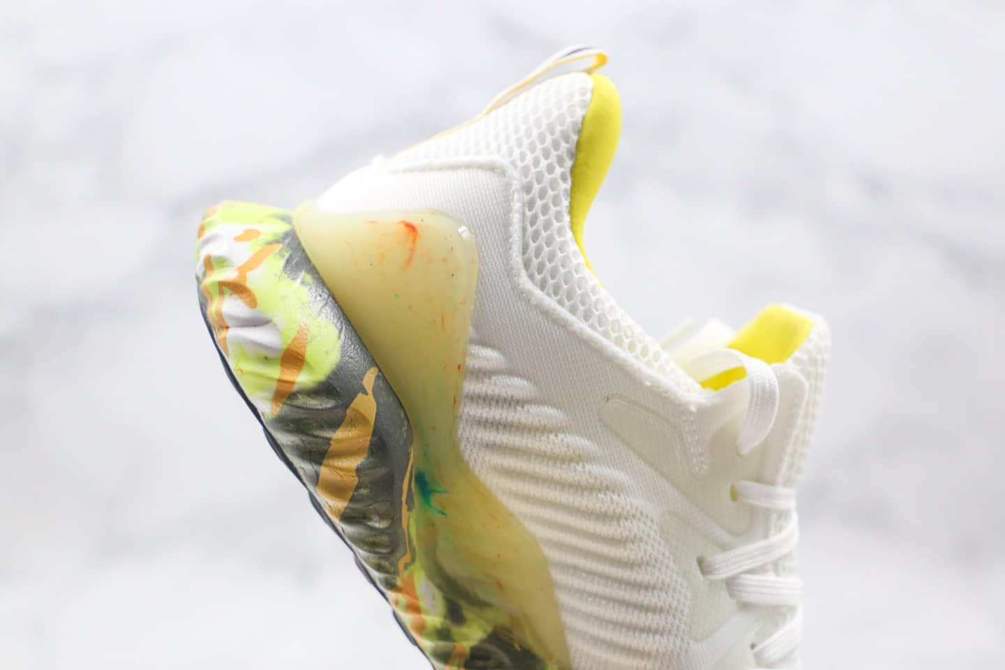 阿迪达斯Adidas Alphabounce beyond m纯原版本阿尔法十周年限定款白敏感内容跑鞋原盒原标 货号：CG3306