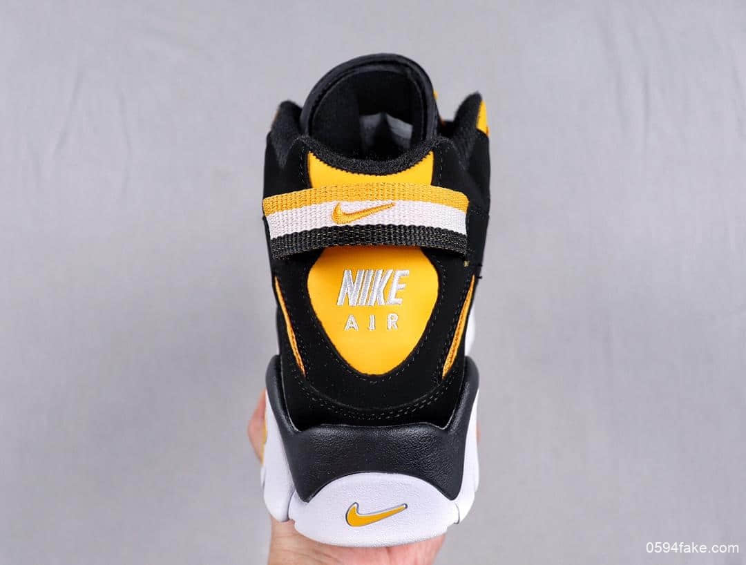 耐克Nike Air Barrage Mid QS Black White Purple公司级火力攻击系列复古篮球鞋内置Air气垫 货号:敏感内容9329-002