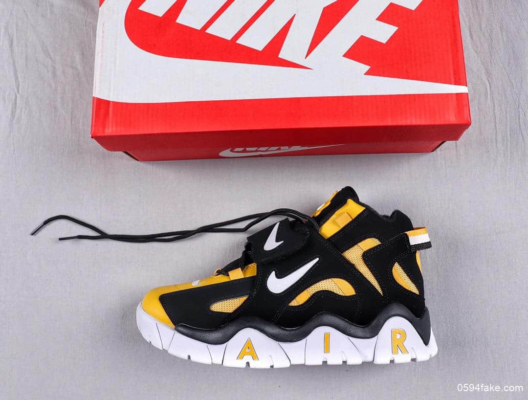 耐克Nike Air Barrage Mid QS Black White Purple公司级火力攻击系列复古篮球鞋内置Air气垫 货号:敏感内容9329-002