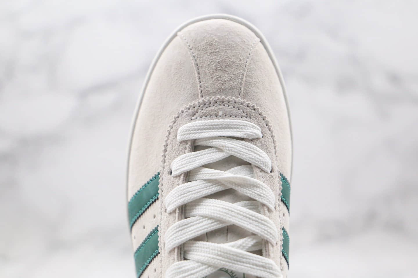 阿迪达斯Adidas BROOMFIELD公司级版本桑巴浅灰绿色板鞋原盒原标原楦头纸板打造 货号:EE5718