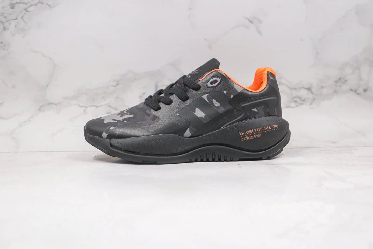 阿迪达斯Adidas Originals 2020 Day Jogger Boost纯原版本皮面夜行者二代迷彩黑橙色爆米花跑鞋原楦头纸板打造 货号:GZ8913
