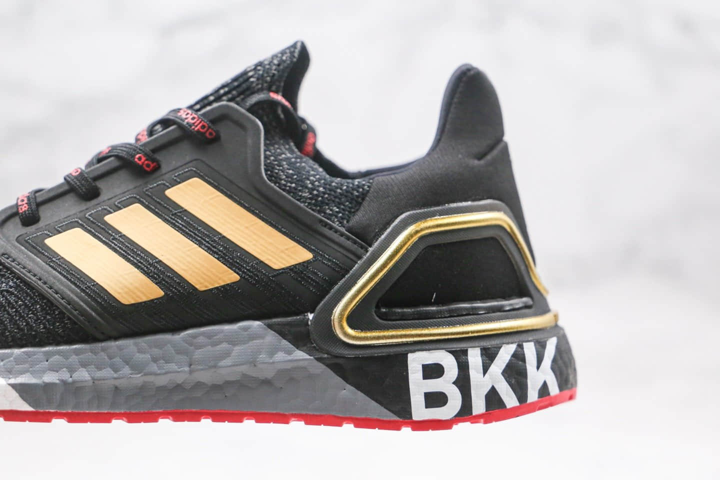 阿迪达斯Adidas Ultra Boost 20 Consortium纯原版本爆米花跑鞋UB6.0金属系列字母线条涂鸦黑敏感内容原盒原标 货号：FX7812