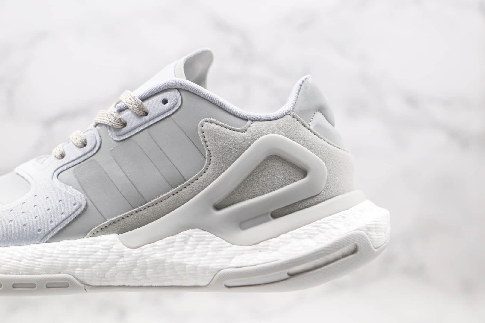 阿迪达斯Adidas Originals 2020 Day Jogger Boost纯原版本夜行者二代爆米花跑鞋灰白色原楦头纸板打造 货号:FW4823
