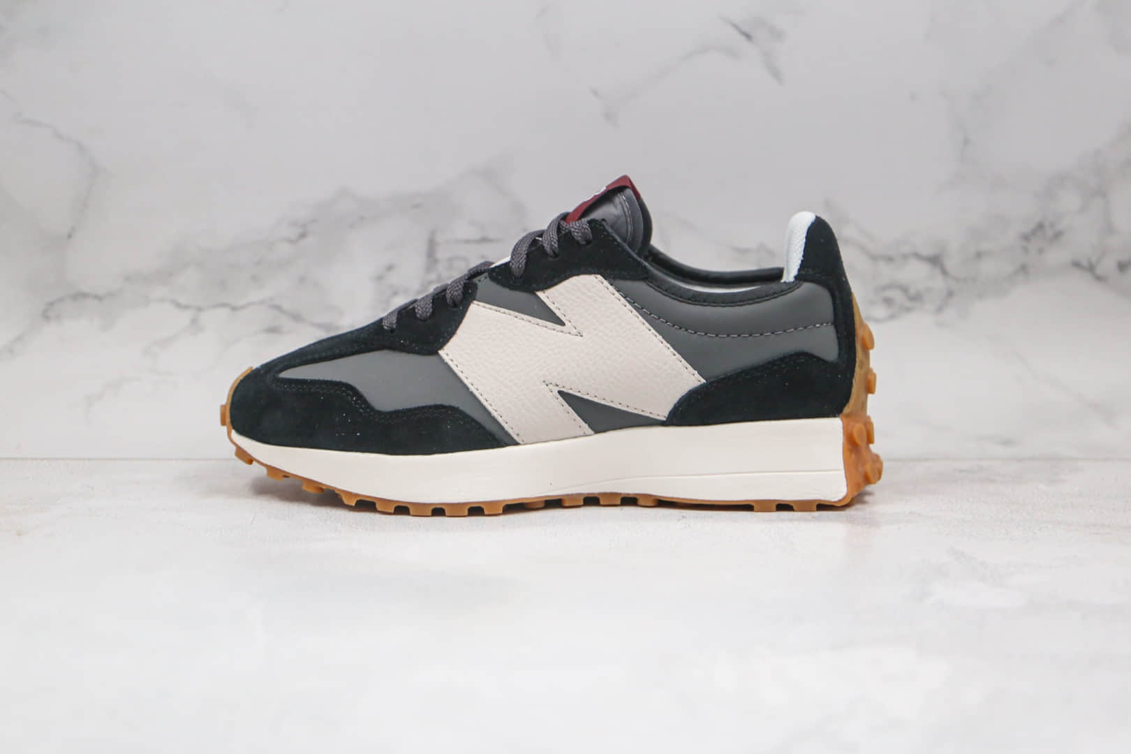 新百伦New Balance 327纯原版本复古慢跑鞋NB327皮面白黑色原盒原标原楦头纸板打造 (ID:60446) - 图片1