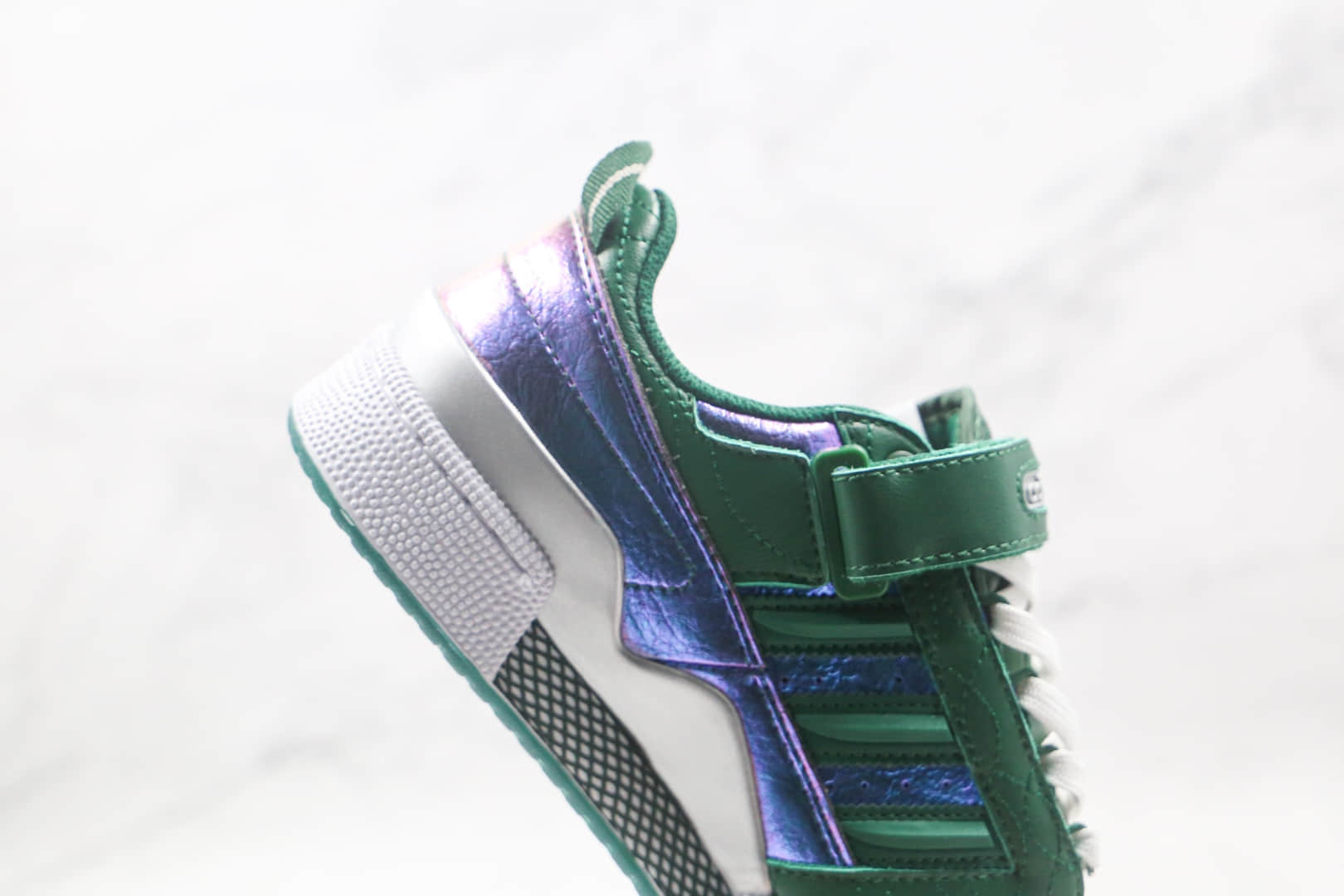 阿迪达斯Adidas Forum Low纯原版本低帮三叶草绿镭射银魔术贴板鞋原盒原标原档案数据开发 货号:H04189