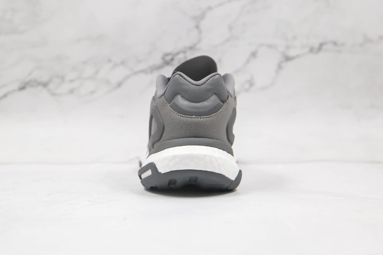 阿迪达斯Adidas Originals 2020 Day Jogger Boost 2020纯原版本夜行者二代皮面碳灰爆米花跑鞋原盒原标 货号:FW4822