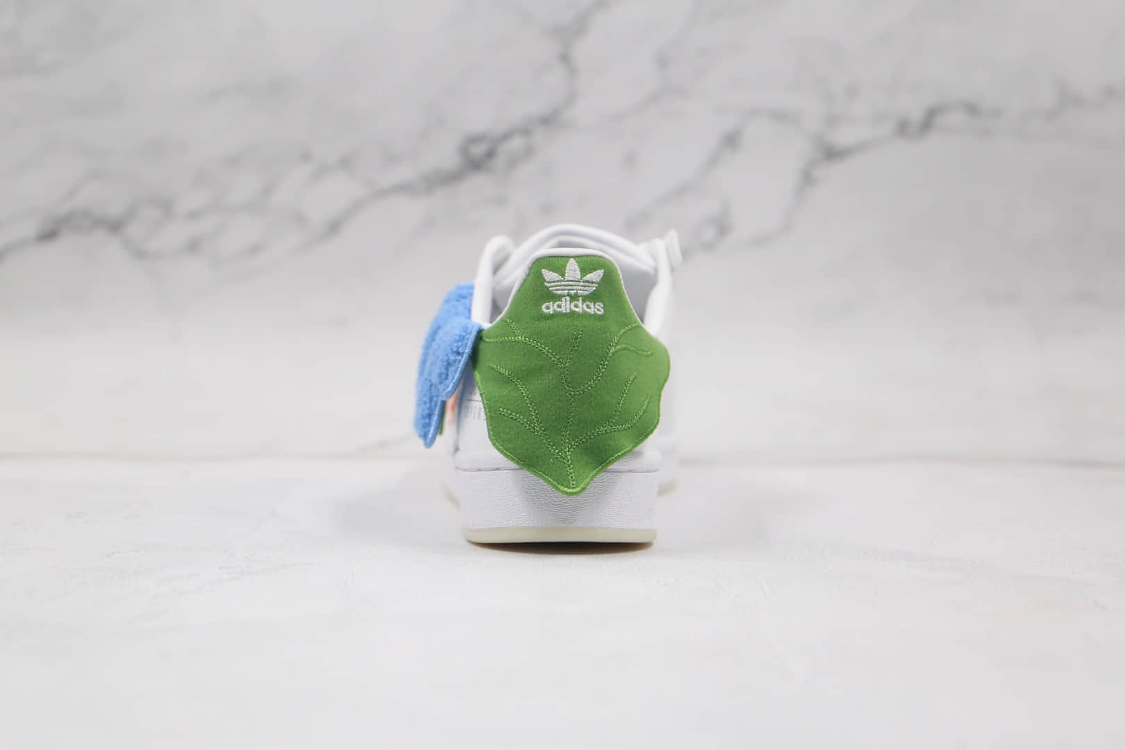 阿迪达斯Adidas originals Superstar Bee With You x Melting Sadness联名款纯原版本三叶草贝壳头红蓝绿白情人节限定小蜜蜂花朵绿叶板鞋原盒原标 货号:GZ2662