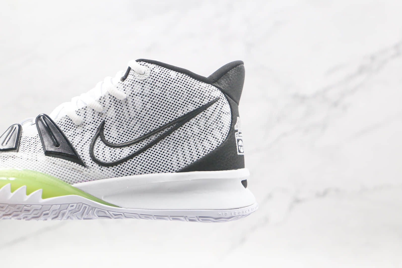 耐克Nike Kyrie 7 Pre Heat Ep纯原版本欧文7代白黑色篮球鞋内置气垫支持实战 货号:CQ9327-100