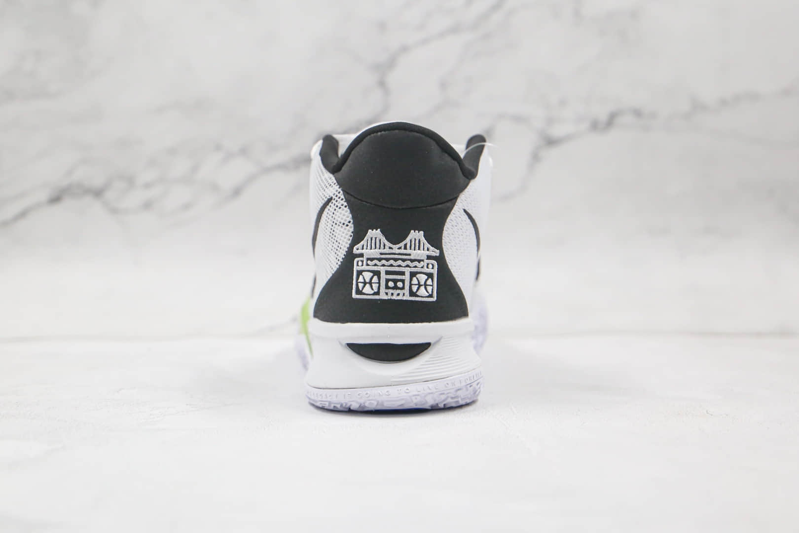 耐克Nike Kyrie 7 Pre Heat Ep纯原版本欧文7代白黑色篮球鞋内置气垫支持实战 货号:CQ9327-100