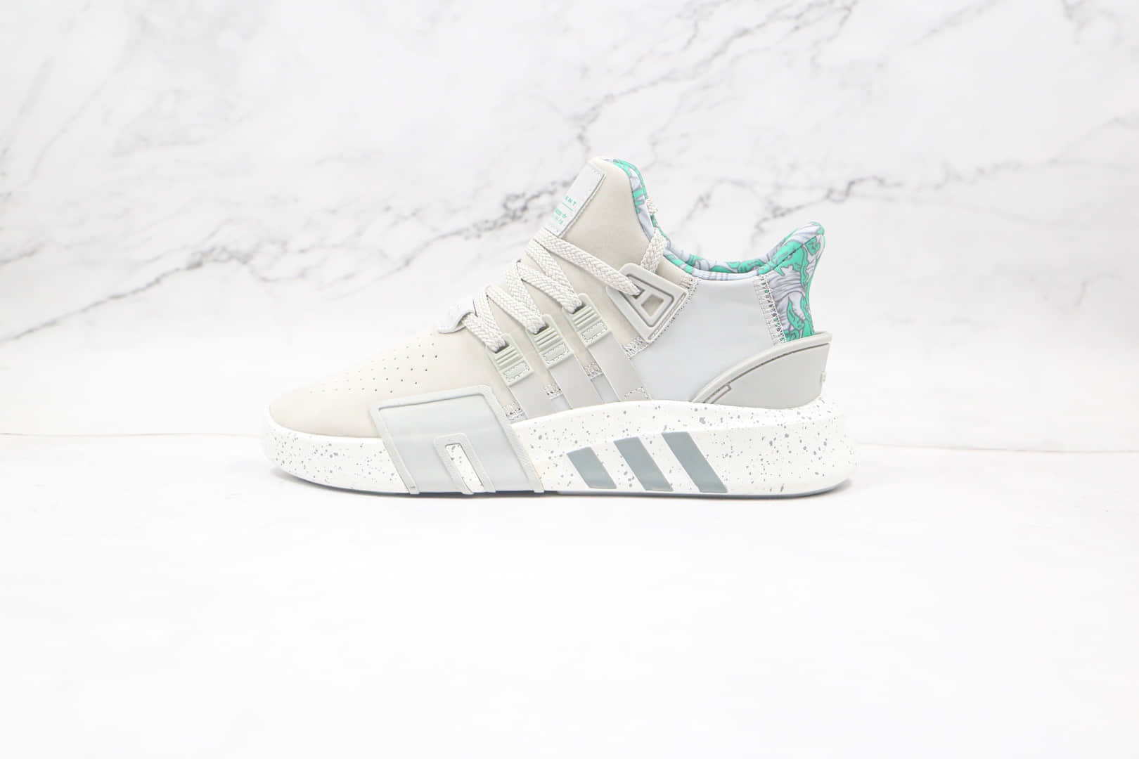 阿迪达斯Adidas EQT BASK ADV纯原版本皮面灰绿色喷点图纹EQT支撑者系列慢跑鞋原鞋开模一比一打造 (ID:62366) - 图片1