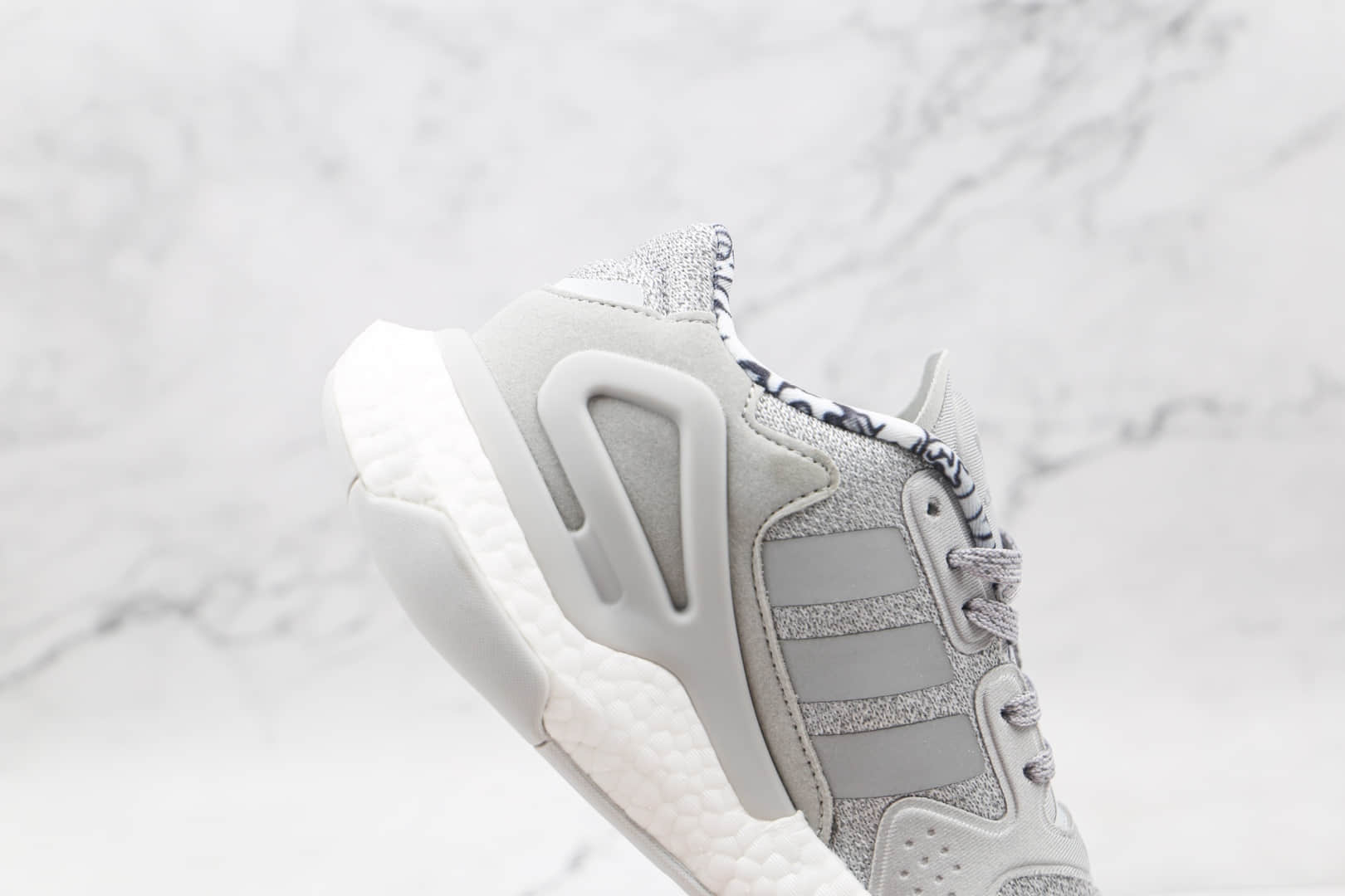阿迪达斯Adidas Day Jogger 2021 Boost纯原版本夜行者二代灰色满天星爆米花跑鞋原楦头纸板打造 货号:FW4829