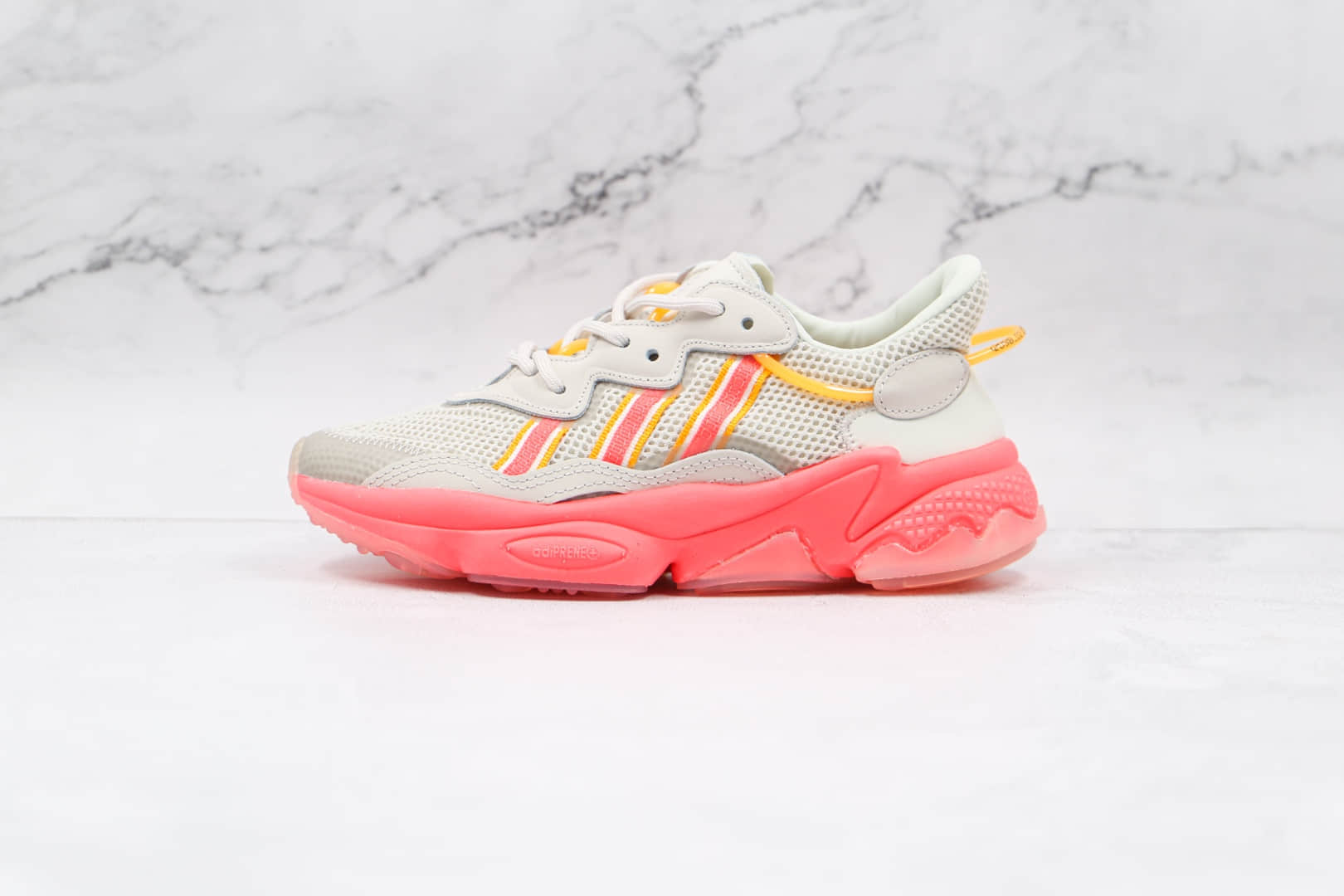 阿迪达斯Adidas OZWEEGO 2021纯原版本水管灰白粉色复古老爹鞋原盒原标 货号:FV9747