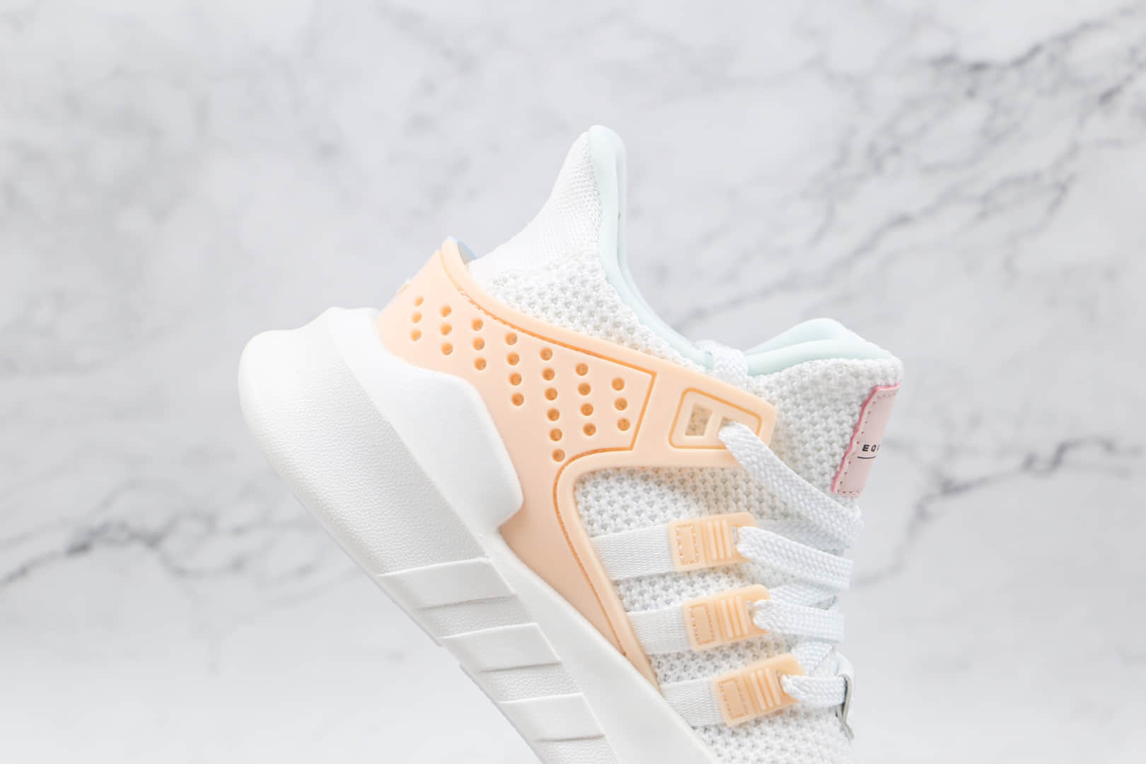阿迪达斯Adidas EQT BASK ADV纯原版本三叶草支撑者系列白蓝粉敏感内容鸳鸯阴阳复古慢跑鞋原档案数据开发 货号：FZ0215