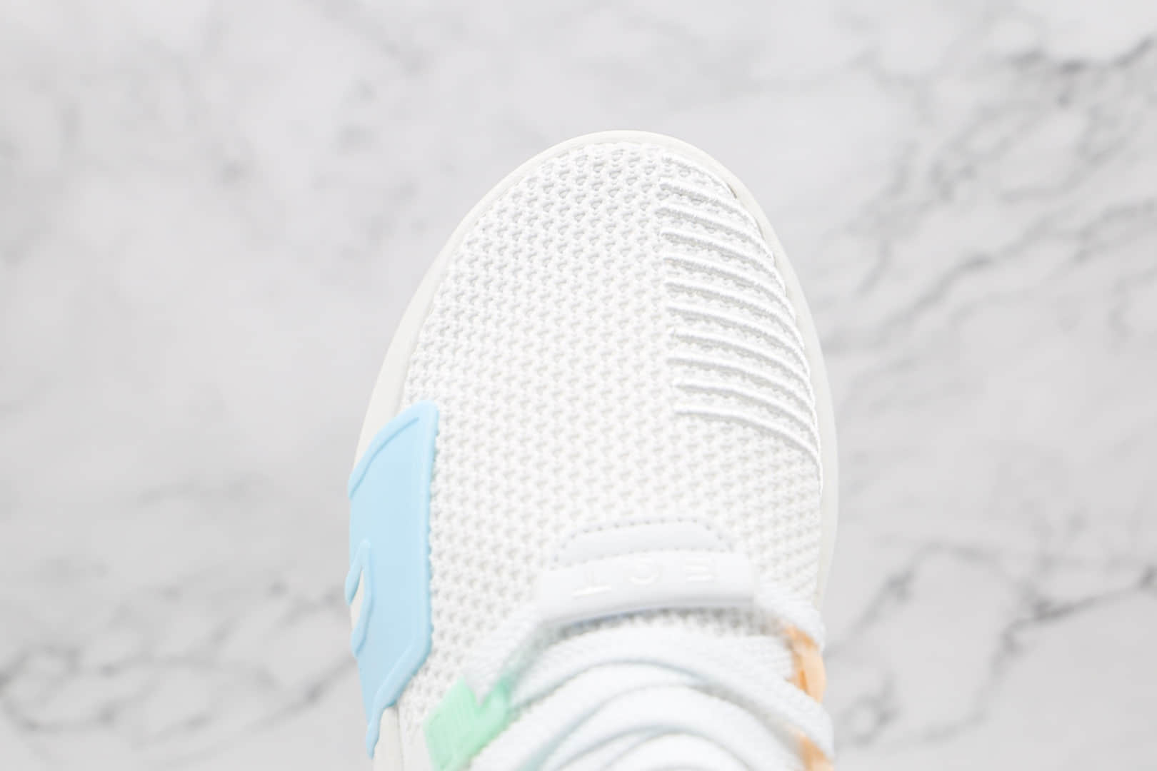 阿迪达斯Adidas EQT BASK ADV纯原版本三叶草支撑者系列白蓝粉敏感内容鸳鸯阴阳复古慢跑鞋原档案数据开发 货号：FZ0215