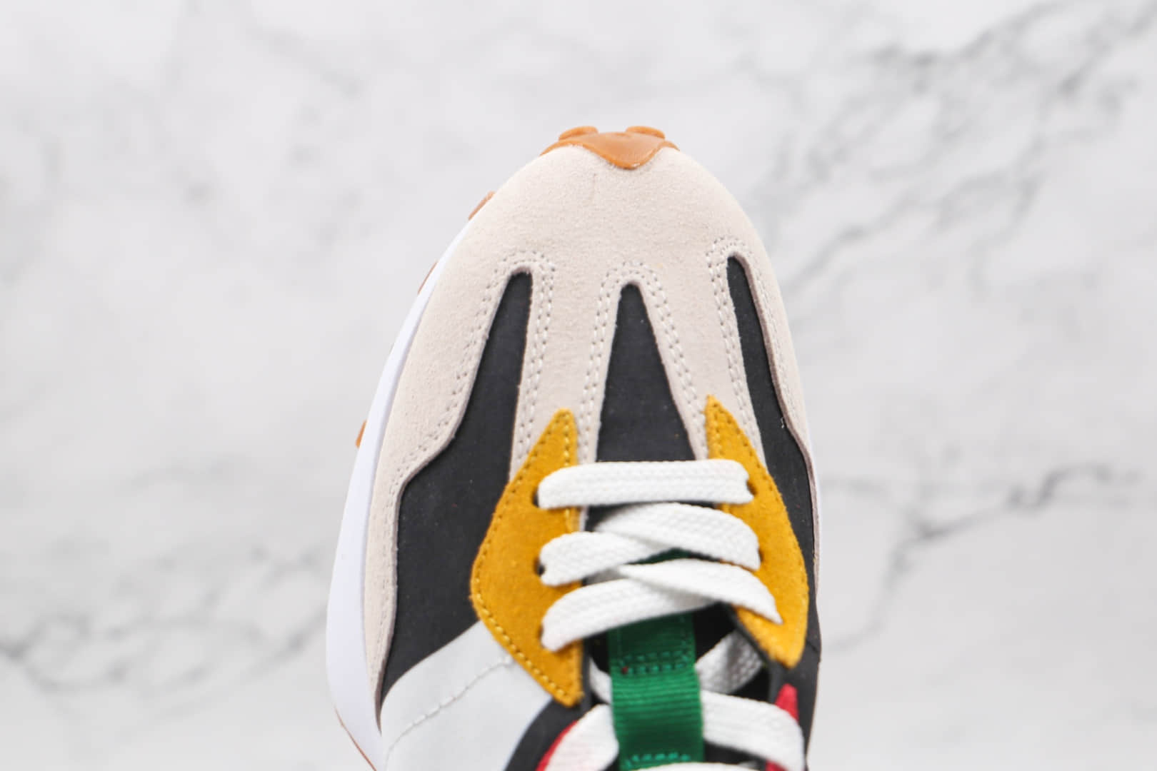 新百伦New Balance 327纯原版本布面白黑蓝红敏感内容彩色拼接NB327复古慢跑鞋原鞋开模一比一打造 货号：MS327PBB