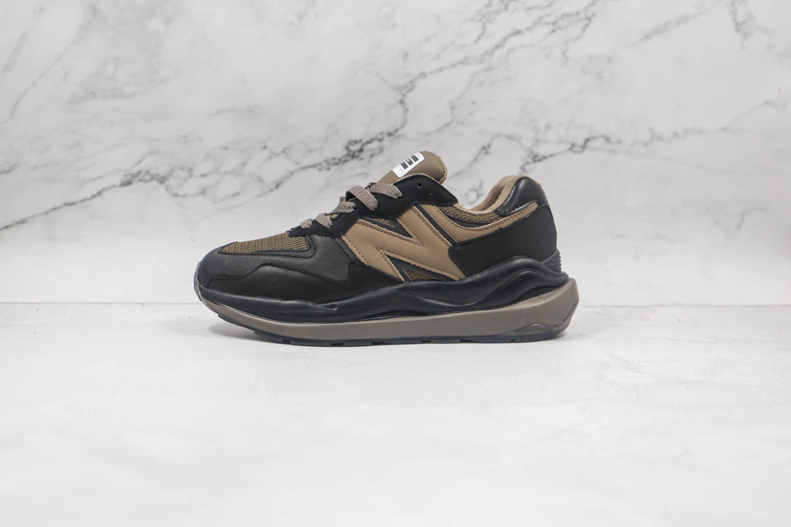 新百伦New Balance 5740纯原版本网面黑棕色NB5740慢跑鞋原楦头纸板打造 (ID:65209) - 图片1