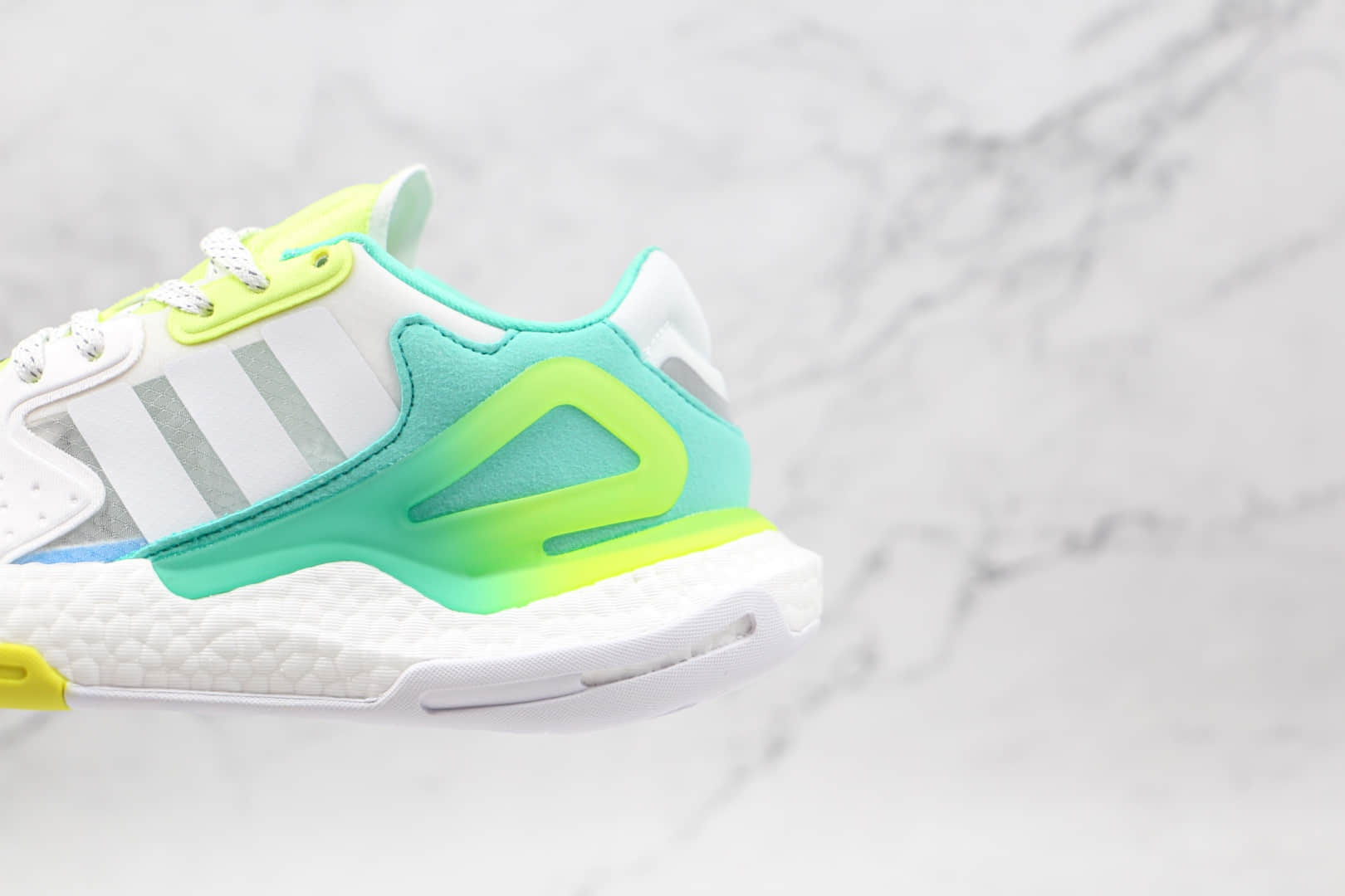 阿迪达斯Adidas Day Jogger 2021 Boost纯原版本夜行者二代陈奕迅同款爆米花复古跑鞋白绿色原鞋开模 货号:GW4913