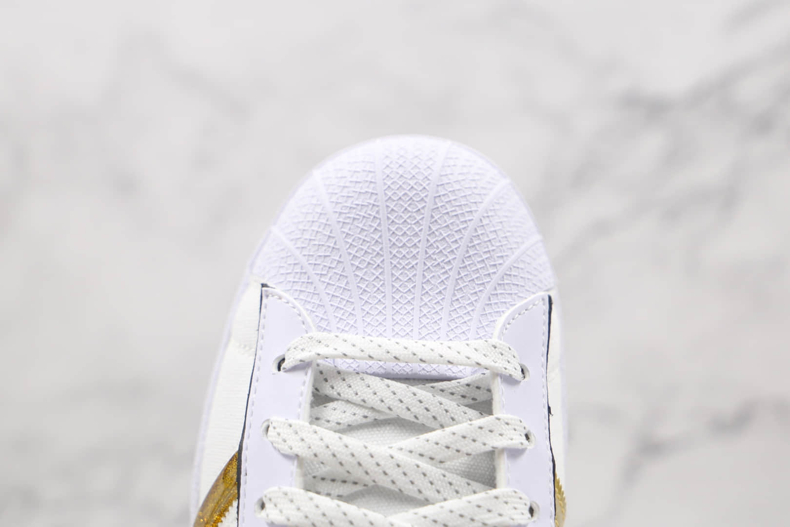 阿迪达斯adidas Originals Superstar纯原版本三叶草贝壳头板鞋白金色区别市面通货 货号:GX7915