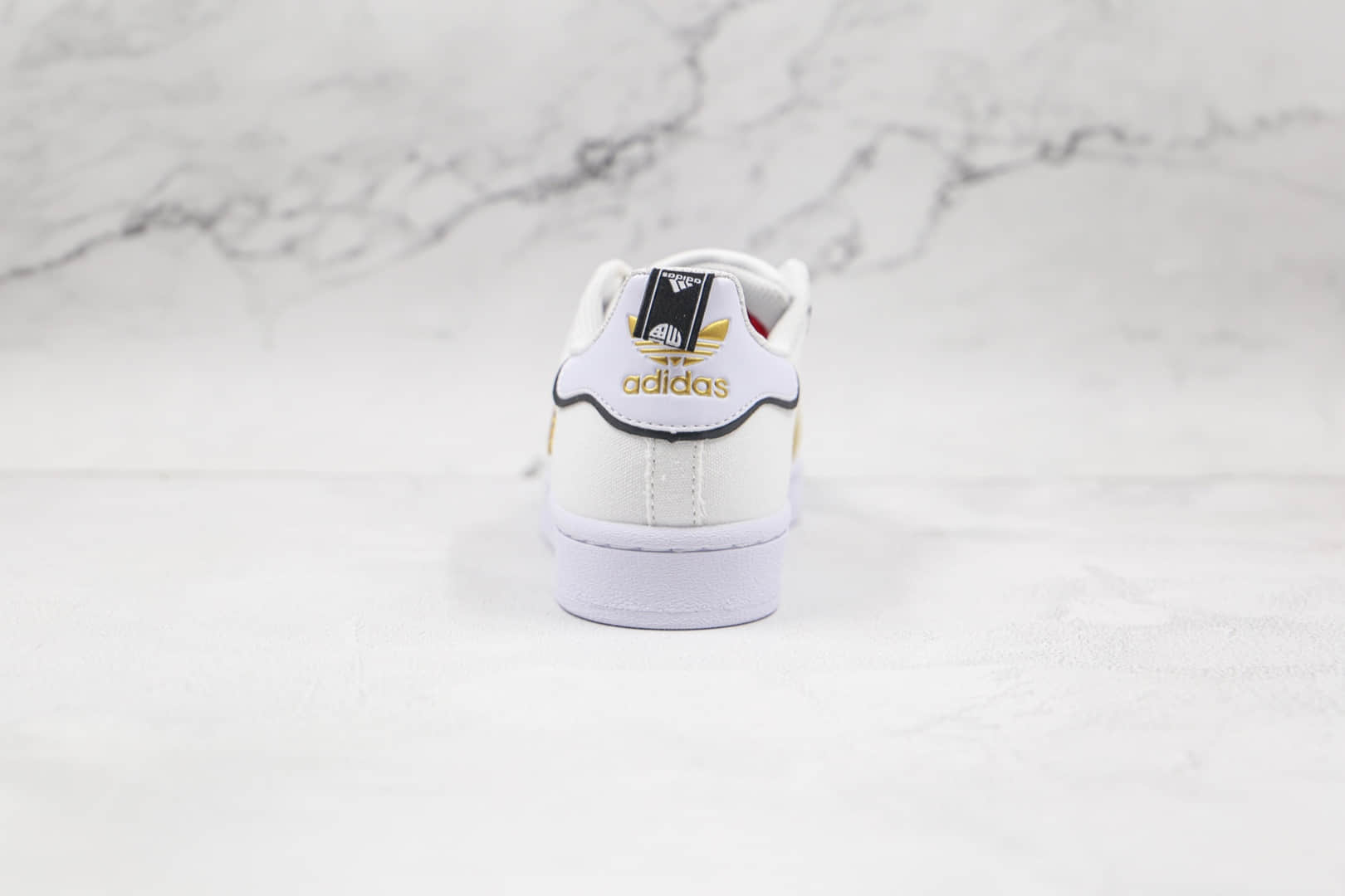 阿迪达斯adidas Originals Superstar纯原版本三叶草贝壳头板鞋白金色区别市面通货 货号:GX7915