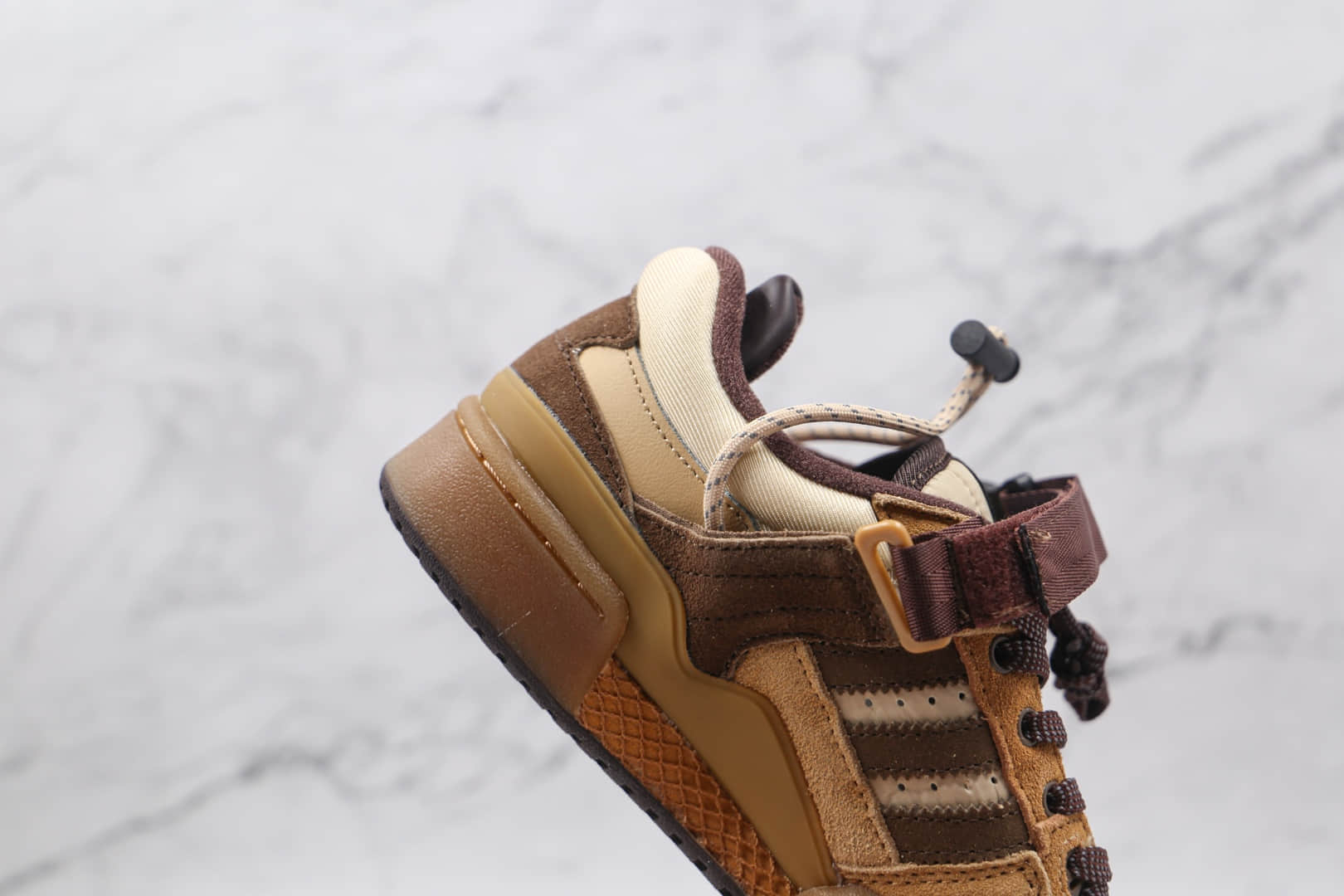 阿迪达斯adidas Forum Buckle Low The First Café x Bad Bunny联名款纯原版本复古小麦色板鞋原楦头纸板打造 货号:GW0264