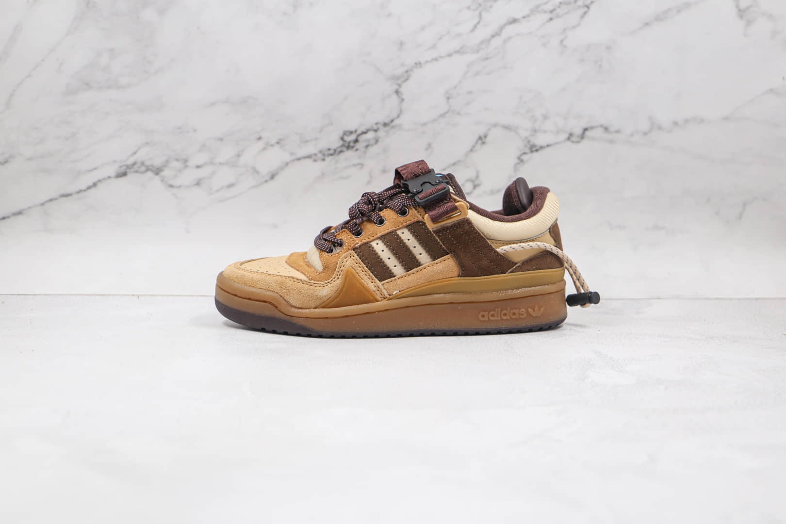 阿迪达斯adidas Forum Buckle Low The First Café x Bad Bunny联名款纯原版本复古小麦色板鞋原楦头纸板打造 货号:GW0264