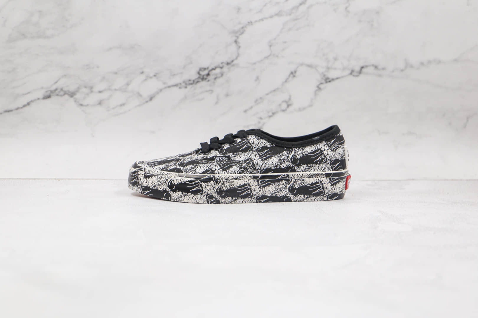 万斯Vans Authentic x Opening Ceremony联名款公司级版本低帮黑豹满印硫化板鞋原楦头纸板打造 (ID:65573) - 图片1