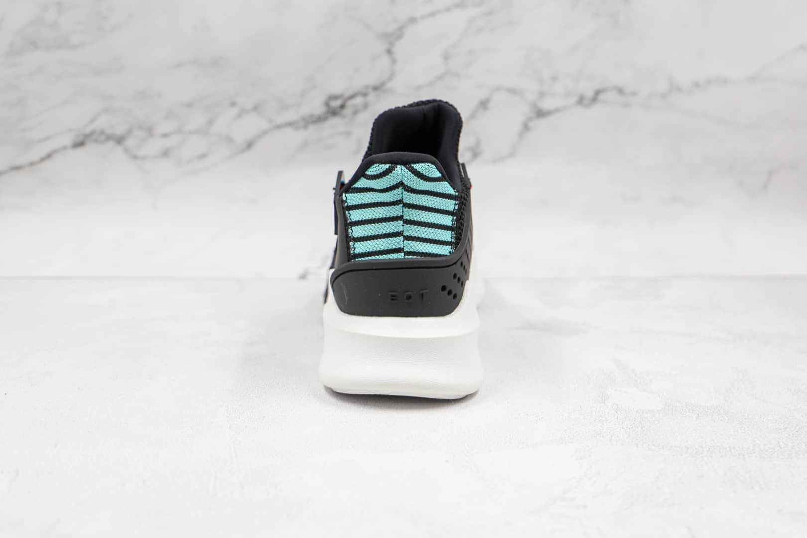 阿迪达斯Adidas EQT BASK ADV纯原版本三叶草支撑者系列黑绿色EQT慢跑鞋原楦头纸板打造 货号:CQ2993
