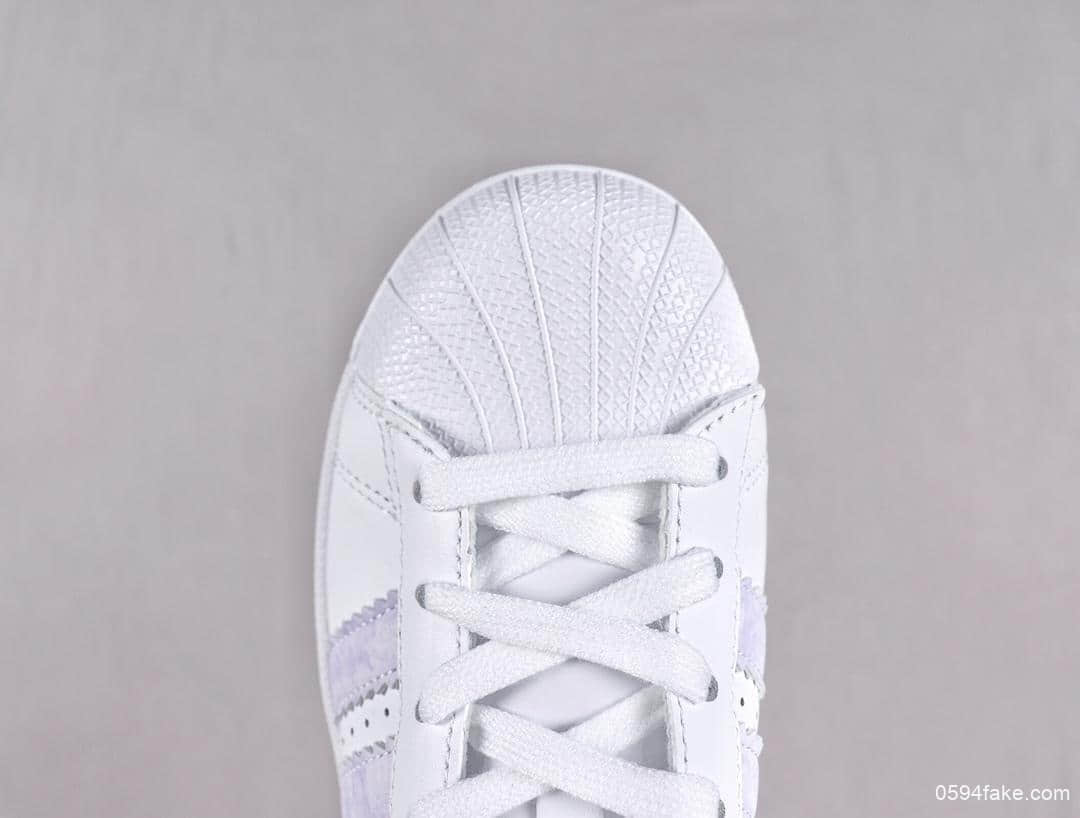 阿迪达斯Adidas Originals SUPERSTAR公司级三叶草贝壳头休闲板鞋进口头层皮原厂PU中底 货号:CG6612
