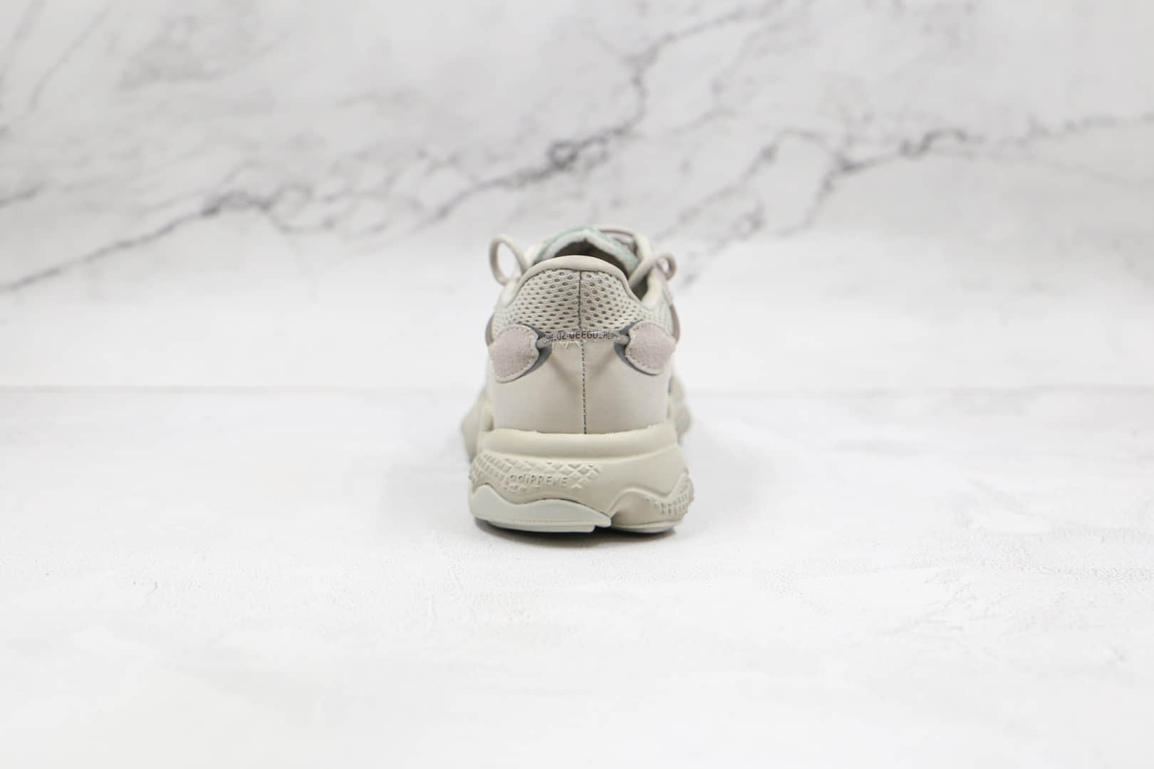 阿迪达斯Adidas OZWEEGO 2021纯原版本网面深灰色水管老爹鞋原楦头纸板打造 货号:GZ2787