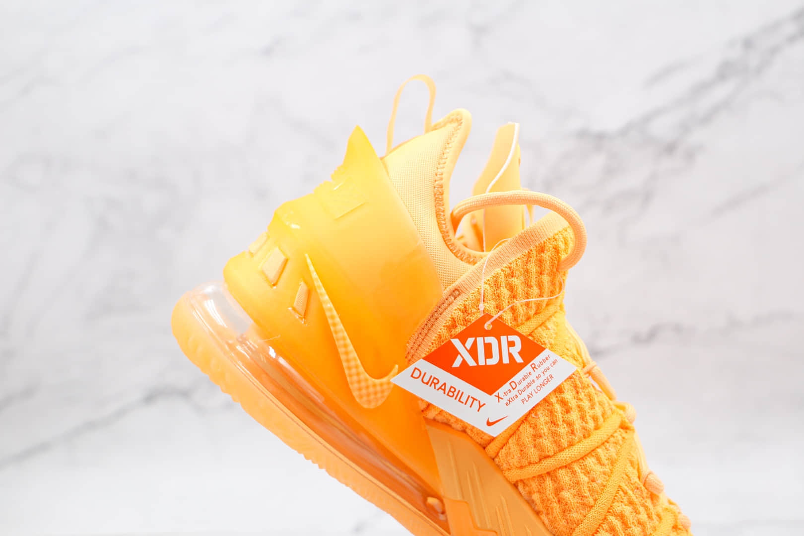 耐克NIKE LeBron 18纯原版本詹姆斯18代蜜瓜橙敏感内容篮球鞋支持实战 货号:DB7644-801