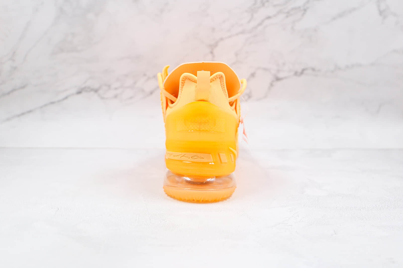 耐克NIKE LeBron 18纯原版本詹姆斯18代蜜瓜橙敏感内容篮球鞋支持实战 货号:DB7644-801