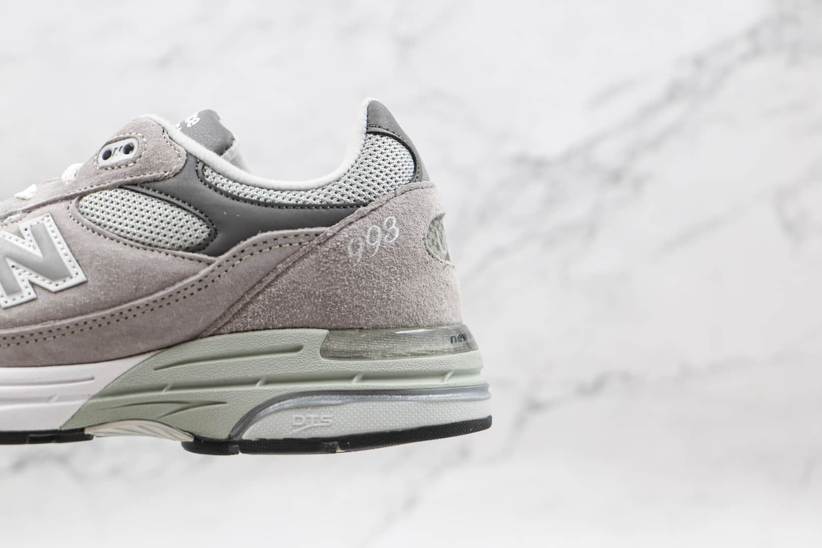 新百伦New Balance 993纯原版本复古NB993元组灰配色老爹鞋原楦头纸板打造 货号:MR993GL