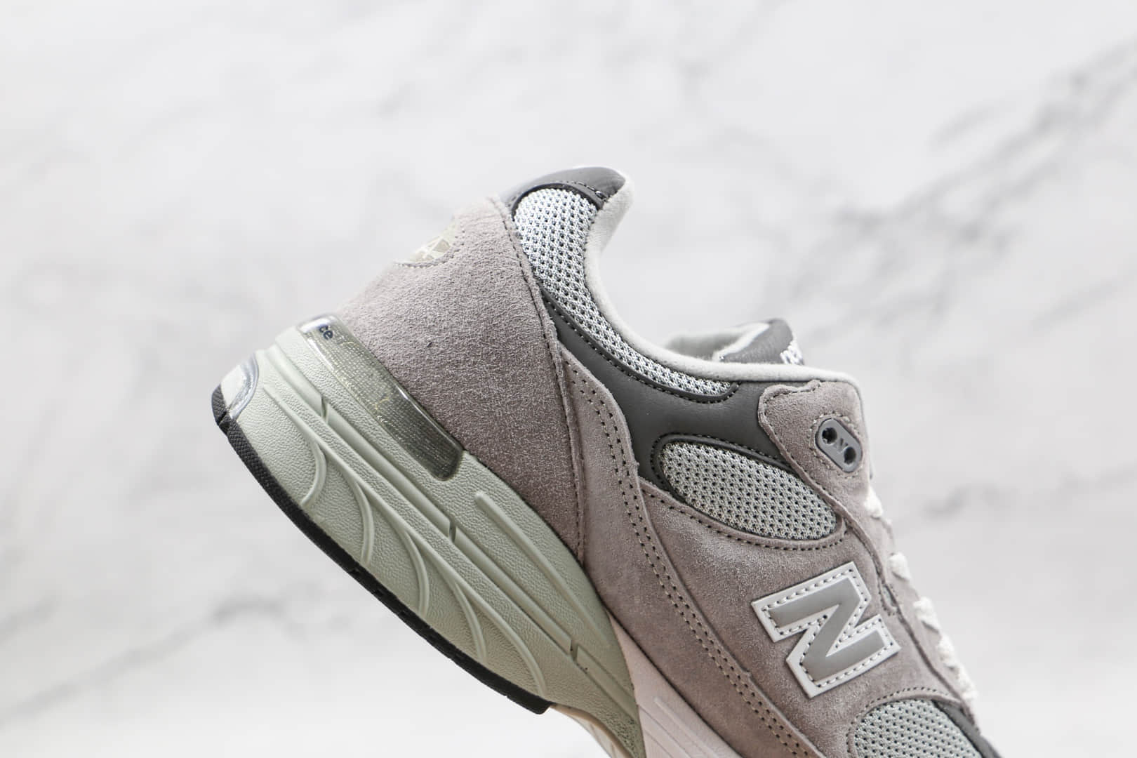 新百伦New Balance 993纯原版本复古NB993元组灰配色老爹鞋原楦头纸板打造 货号:MR993GL