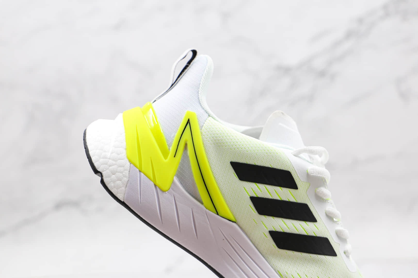 阿迪达斯Adidas RESPONSE SUPER纯原版本白黑敏感内容SR-l.PACE 5.0爆米花跑鞋原盒原标 货号：FY8749