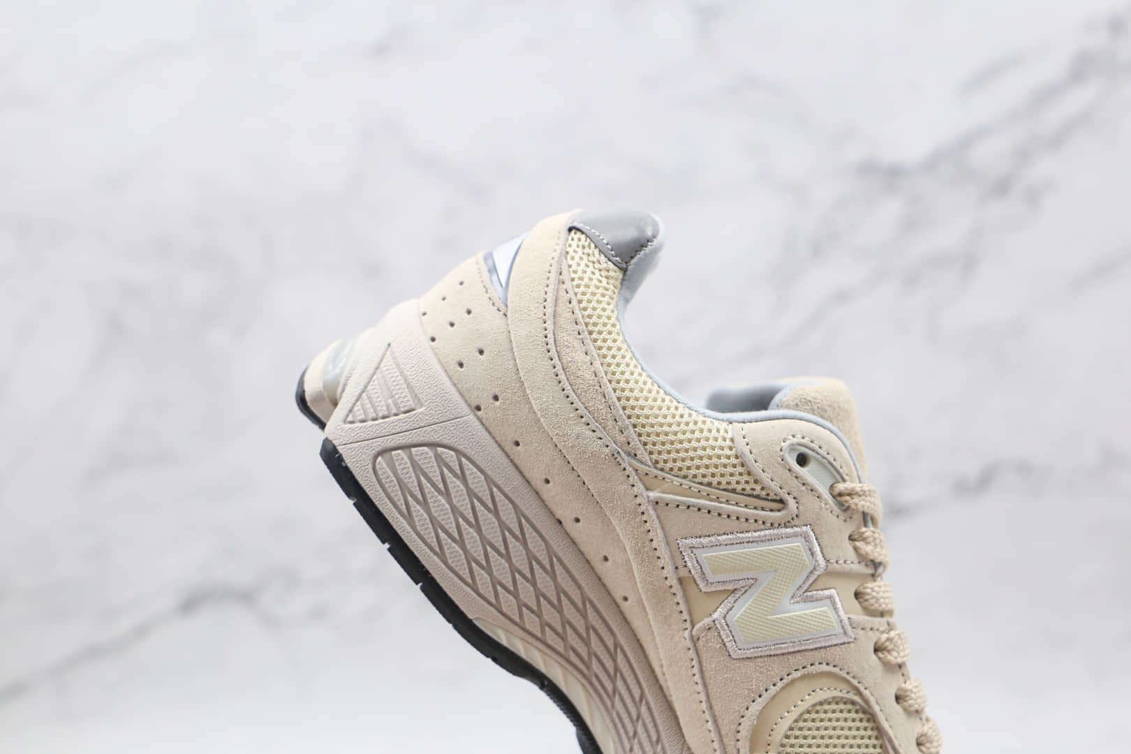 新百伦New balance 2002纯原版本复古老爹鞋NB2002浅米黄慢跑鞋原楦头纸板打造 货号:ML2002RE