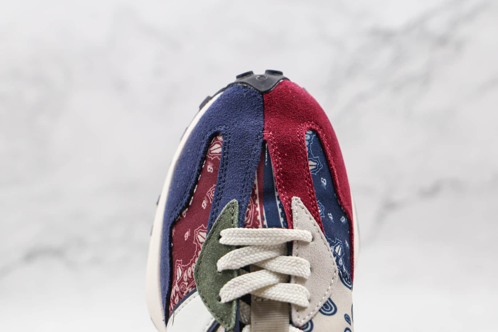 新百伦New Balance 327纯原版本复古红蓝绿色青花瓷不规则NB327慢跑鞋原楦头纸板打造 货号:MS327DWU
