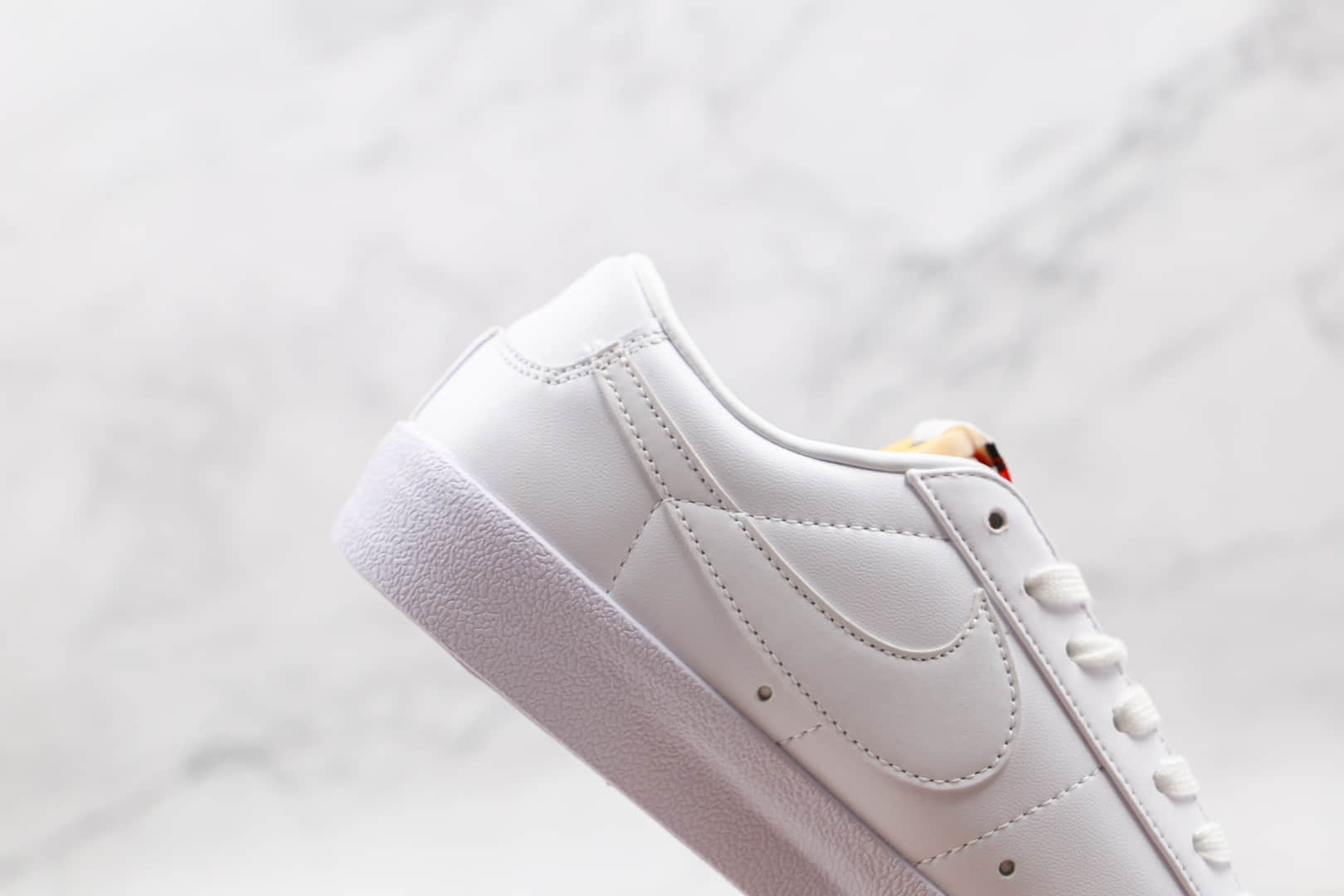 耐克NIKE Blazer LOW 77 VNTG公司级版本低帮开拓者纯白色板鞋原盒原标 货号:DC4769-101