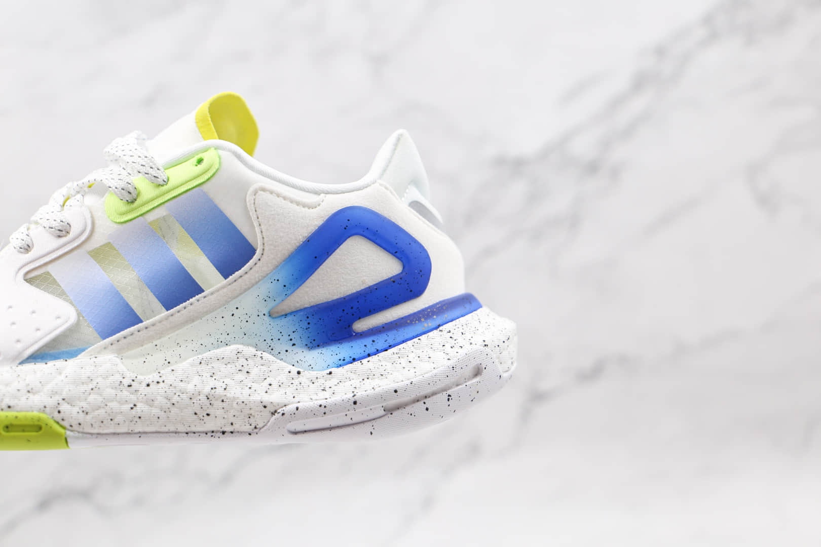 阿迪达斯Adidas Day Jogger 2021 Boost纯原版本夜行者二代网面白蓝绿色渐变色黑点爆米花跑鞋原盒原标 货号:GG4988