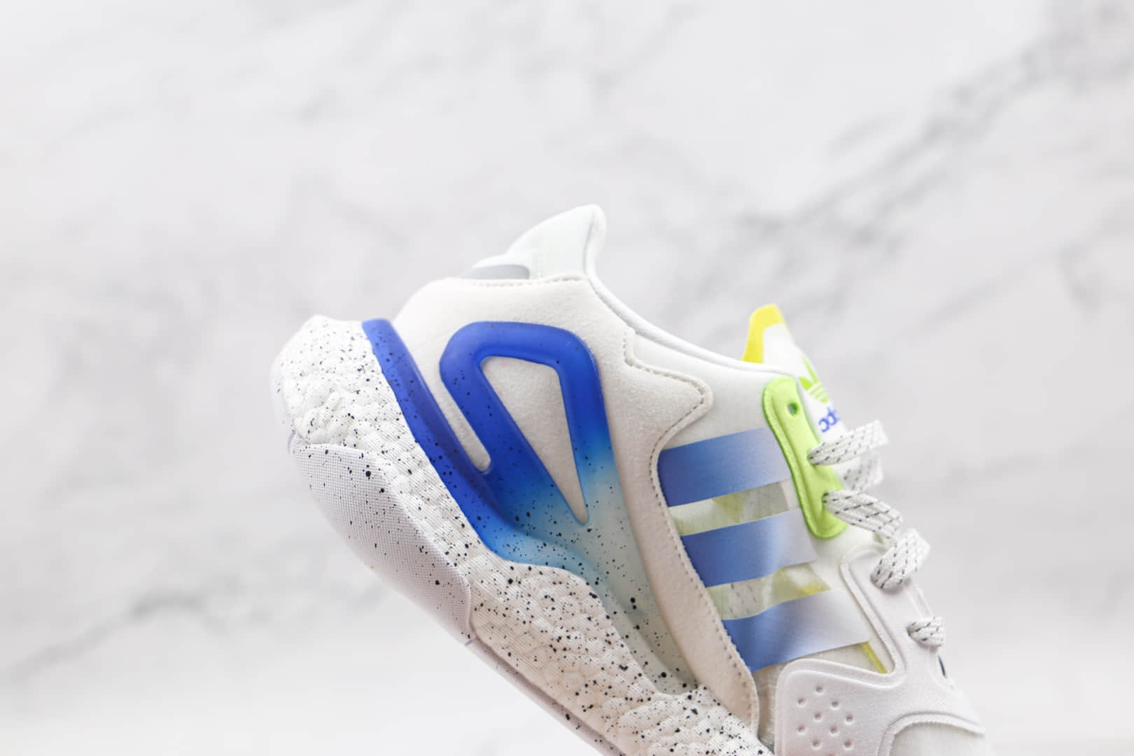 阿迪达斯Adidas Day Jogger 2021 Boost纯原版本夜行者二代网面白蓝绿色渐变色黑点爆米花跑鞋原盒原标 货号:GG4988