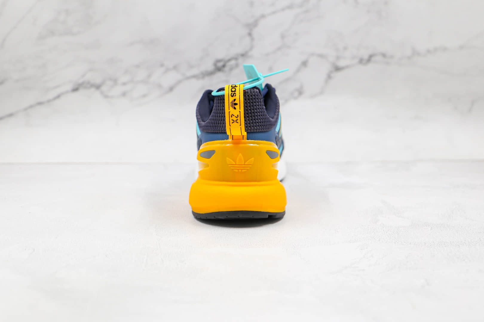 阿迪达斯Adidas Originals ZX 2K Boost 2.0纯原版本三叶草ZX 2K蓝敏感内容爆米花跑鞋原档案数据开发 货号：GZ7501