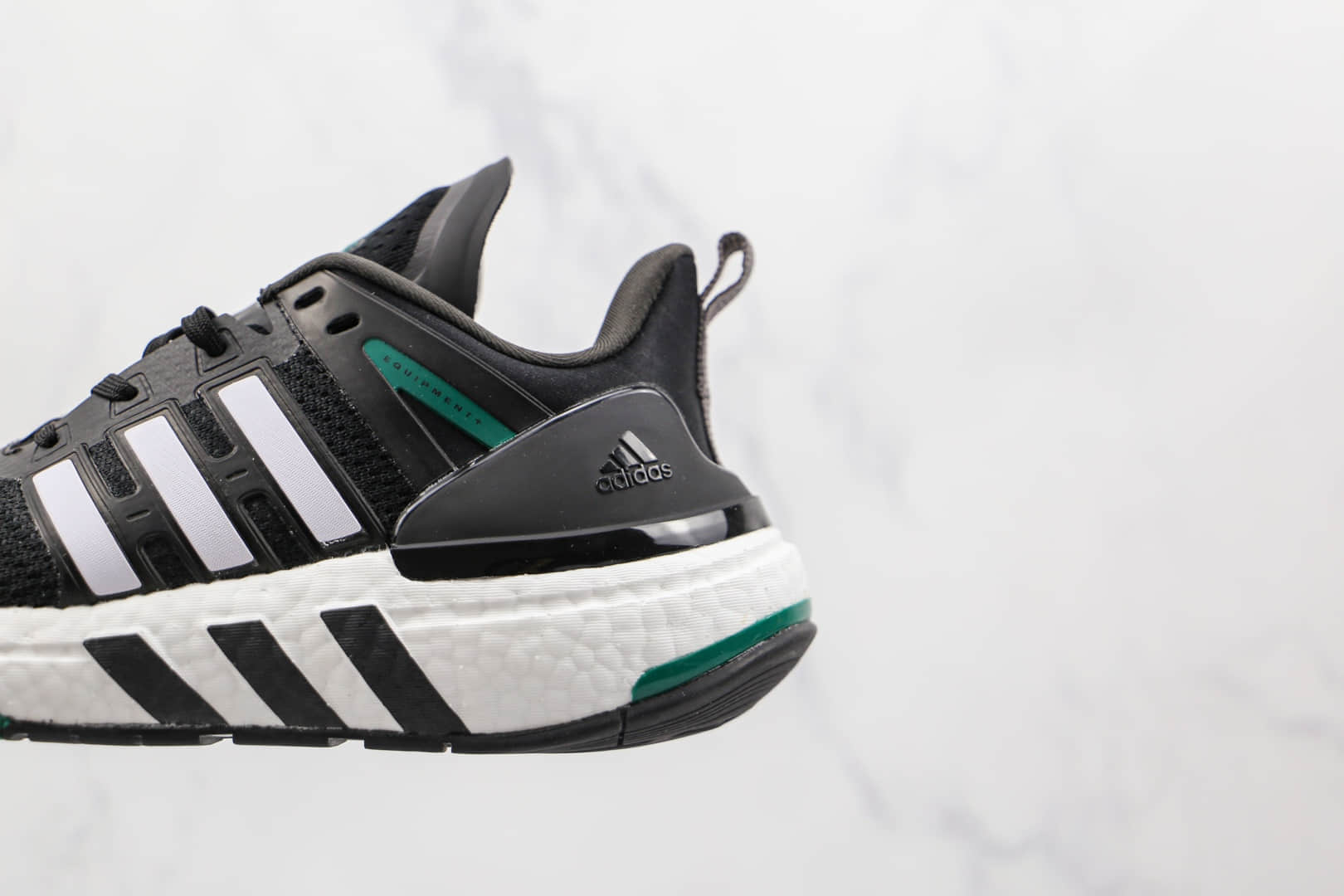 阿迪达斯Adidas EQUIPMENT+纯原版本黑白绿色EQT爆米花跑鞋原档案数据开发 货号:H02759