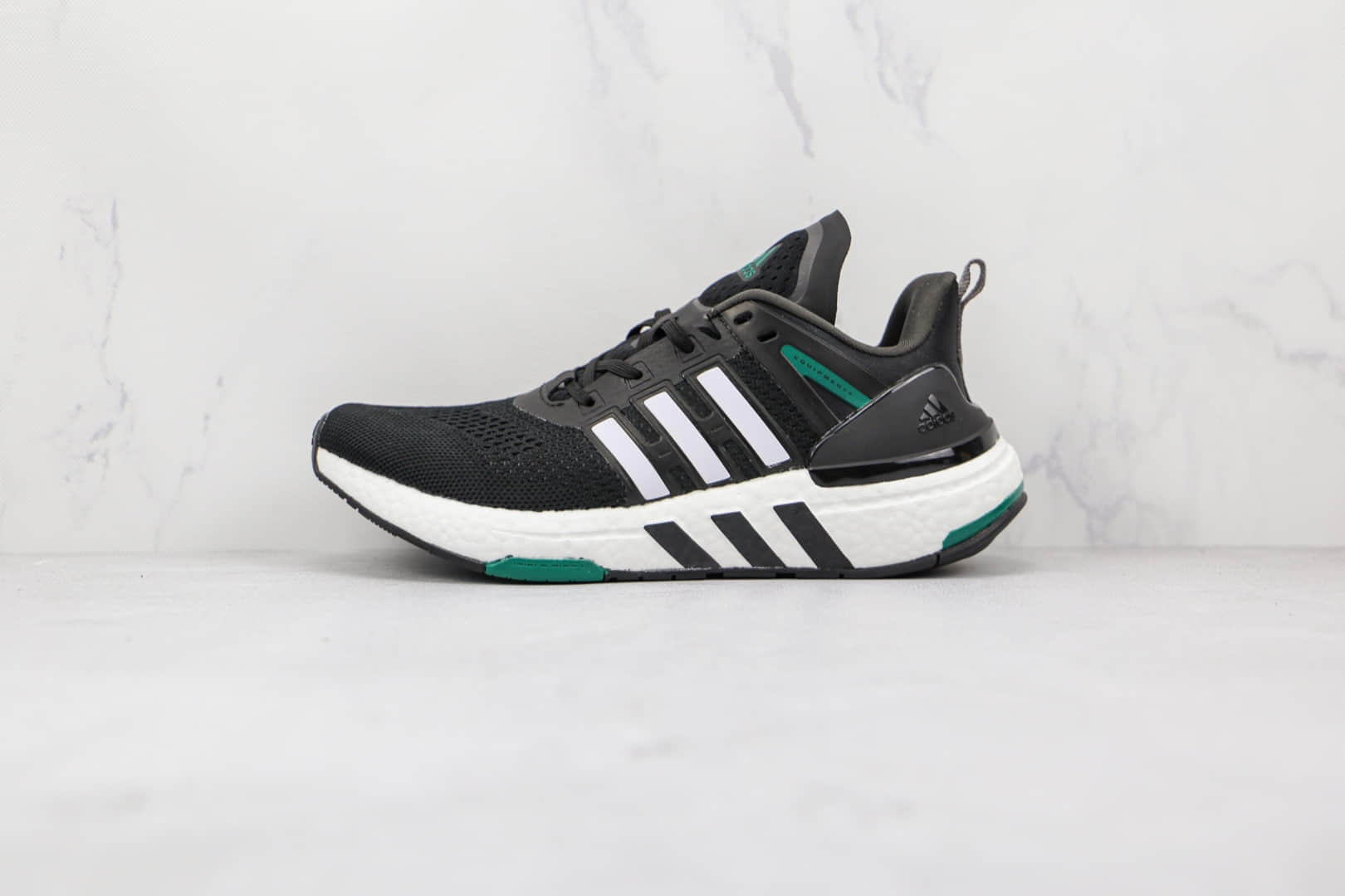 阿迪达斯Adidas EQUIPMENT+纯原版本黑白绿色EQT爆米花跑鞋原档案数据开发 货号:H02759