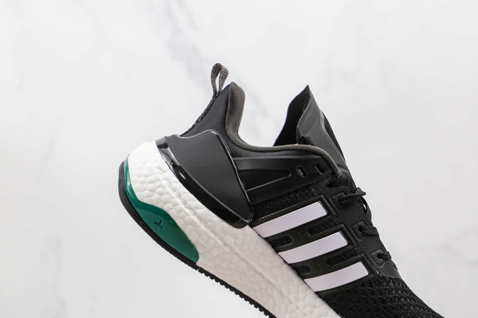 阿迪达斯Adidas EQUIPMENT+纯原版本黑白绿色EQT爆米花跑鞋原档案数据开发 货号:H02759