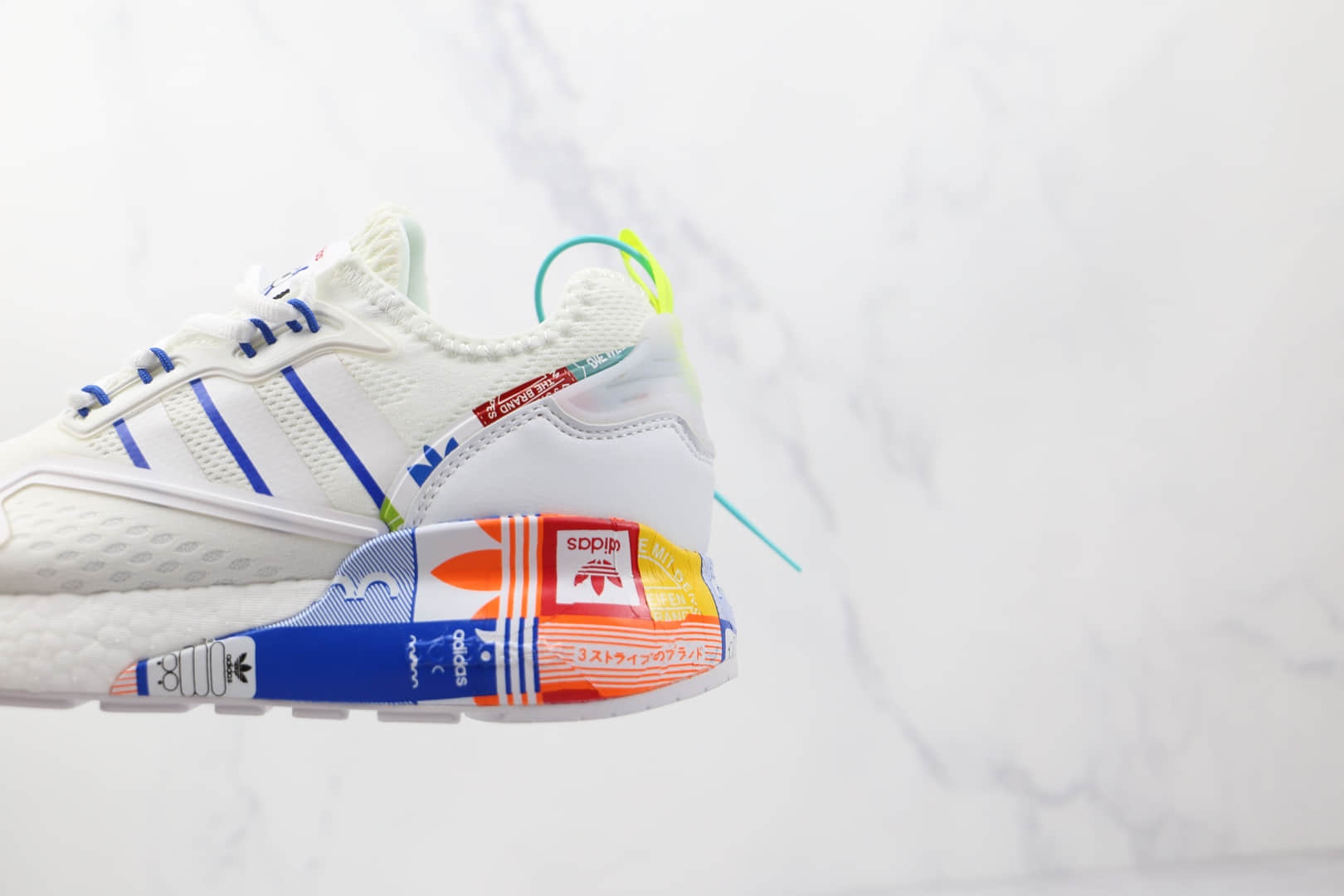阿迪达斯Adidas Originals ZX 2K Boost纯原版本白蓝色ZX 2K阿迪印花爆米花跑鞋原盒原标 货号:GX2718