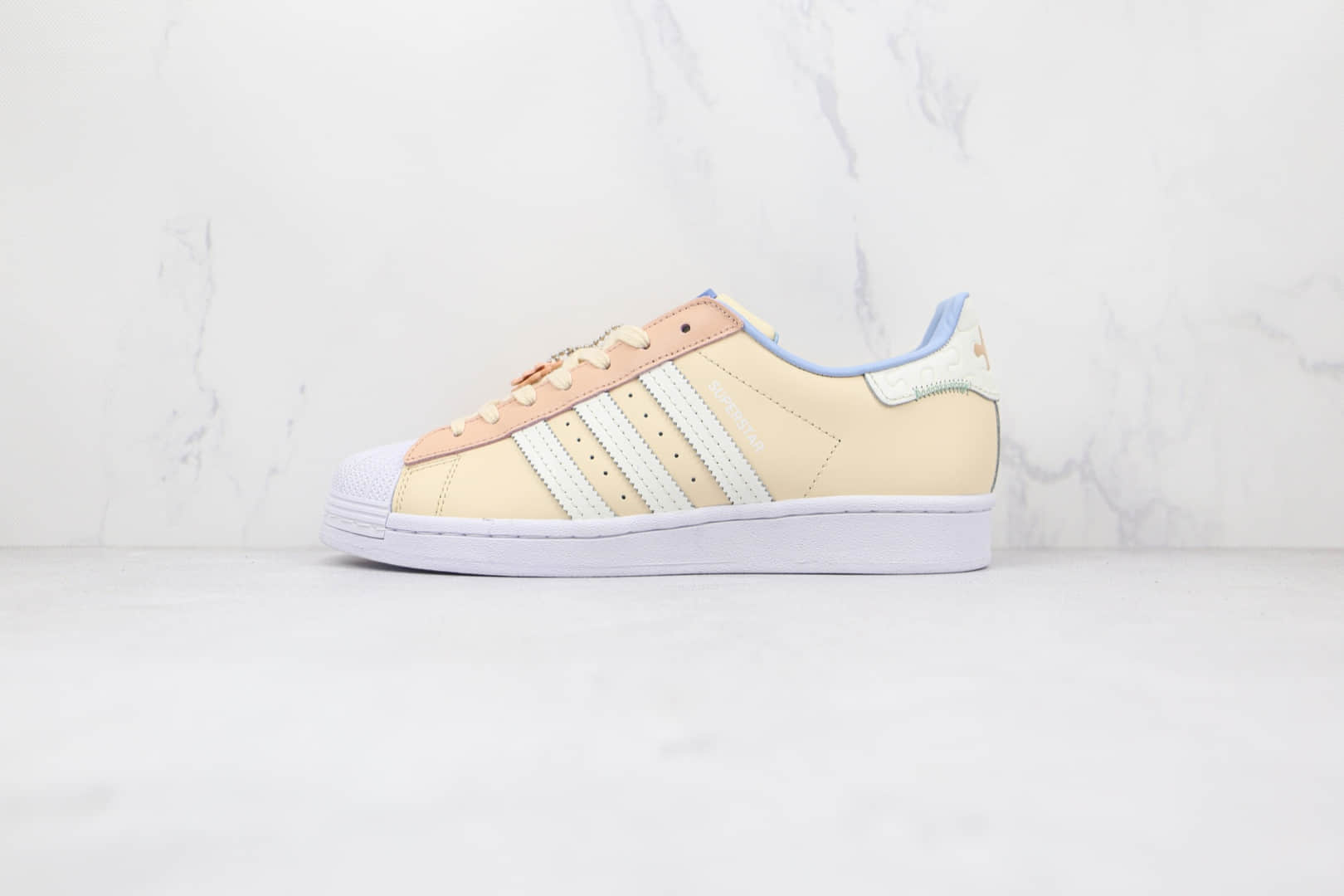 阿迪达斯Adidas Originals Superstars White Red Laceless纯原版本三叶草贝壳头米黄橙蓝色板鞋原楦头纸板打造 (ID:71795) - 图片1