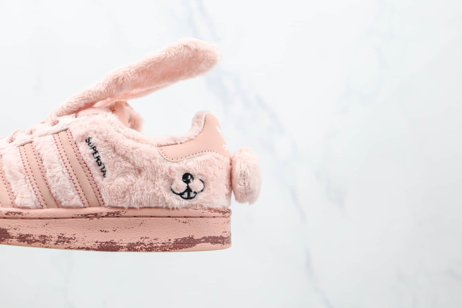 阿迪达斯Adidas originals Superstar Karoro纯原版本三叶草粉兔子长绒贝壳头板鞋原盒原标 货号:FZ5258