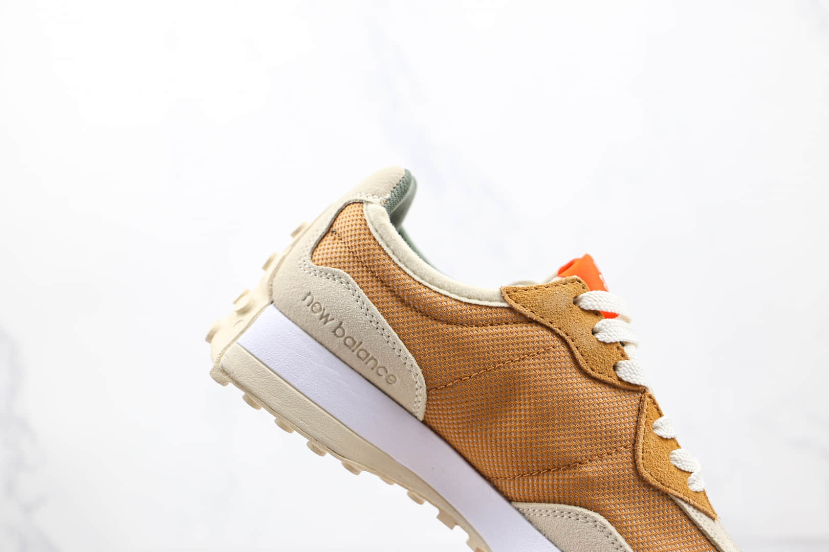 新百伦New Balance 327纯原版本复古NB327米绿敏感内容拼接老爹鞋原楦头纸板打造 货号：MS327敏感内容C